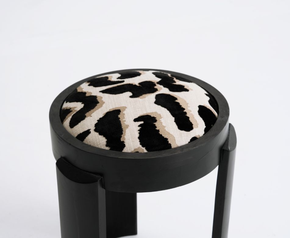 The Creek Ottoman - Image 4